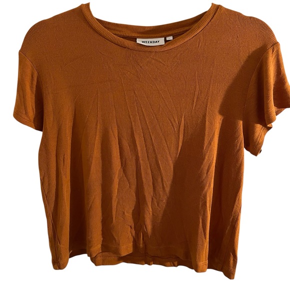 Weekday Tops - Weekday Women's Orange Cropped Ribbed Tee
